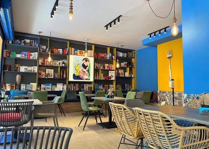 Pop аrt Хотел 2*